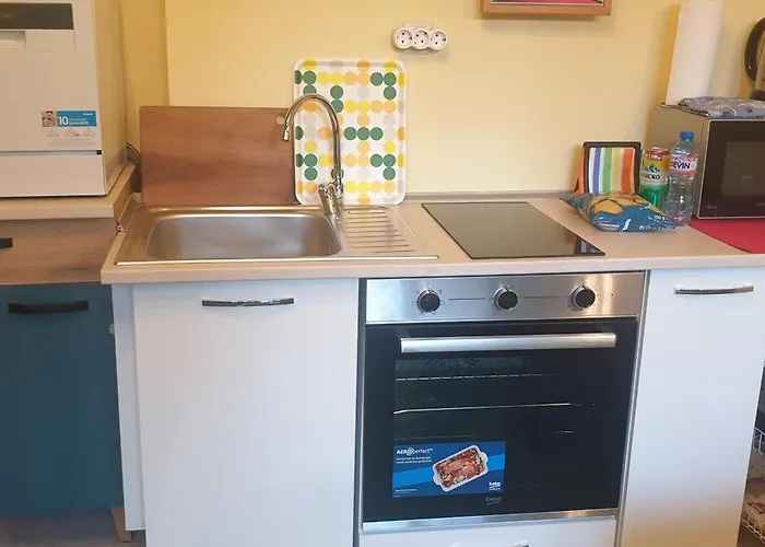 Private In The Center, Close To Subway, Medical Appartamento *