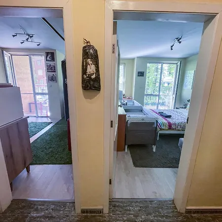 Private In The Center, Close To Subway, Medical Appartement *
