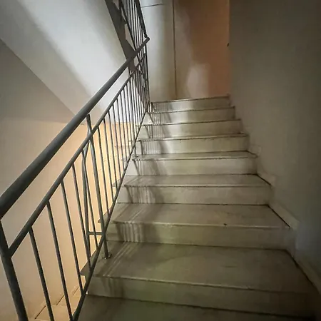 Private In The Center, Close To Subway, Medical *