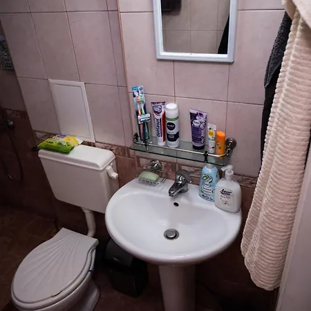 Private In The Center, Close To Subway, Medical شقة صوفيا