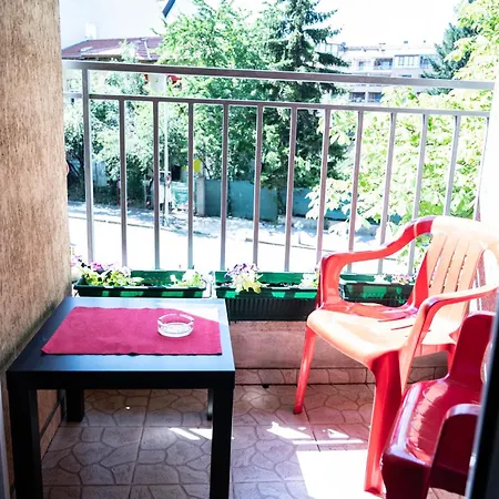 Private In The Center, Close To Subway, Medical Appartement *