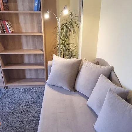 Private In The Center, Close To Subway, Medical *