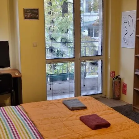 Private In The Center, Close To Subway, Medical Appartement Sofia