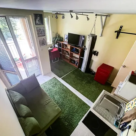 Private In The Center, Close To Subway, Medical Appartement *